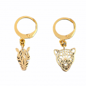 Deze Stainless Steel oorbellen met een luipaard en een zebra shop je bij Mila jwls.