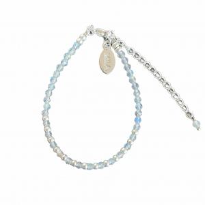 Deze minimalistische armband shop je bij Mila jwls.