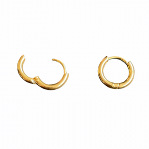 Deze RVS oorbellen shop je bij Mila jwls.