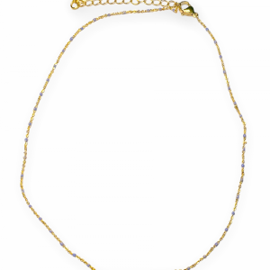 De June ketting van Mila jwls is de gekleurde gouden ketting die je niet mag missen.