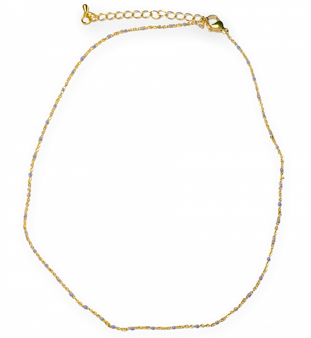 De June ketting van Mila jwls is de gekleurde gouden ketting die je niet mag missen.